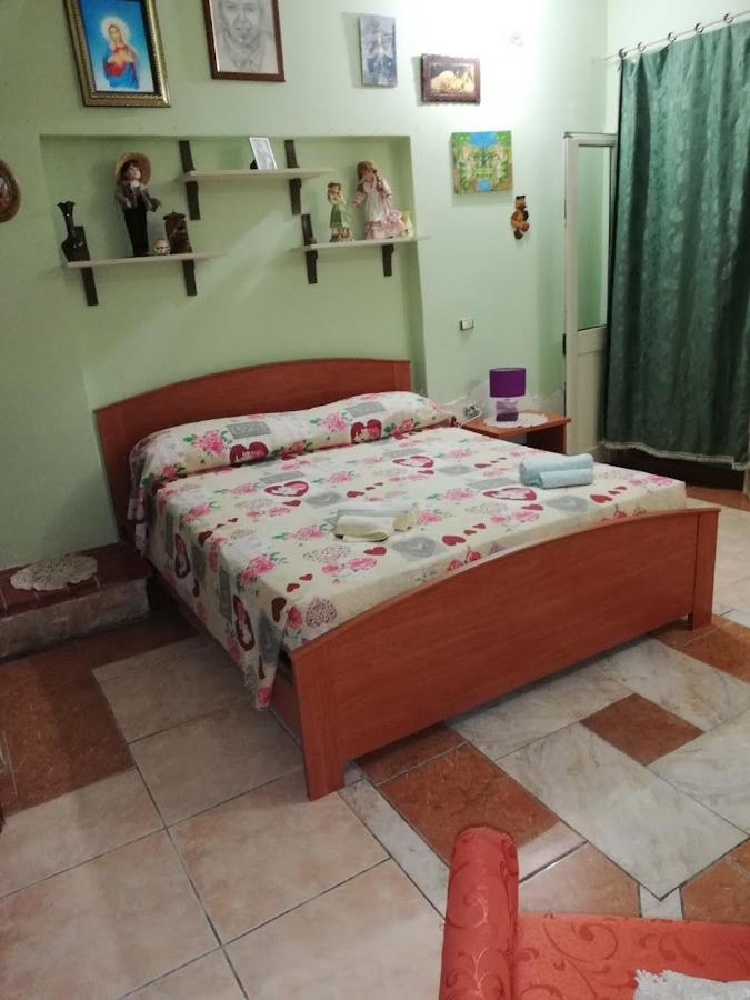 La Casa In Campagna Di Ottavia Alezio Εξωτερικό φωτογραφία